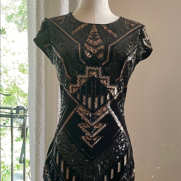 Express Bodycon Black and Gold Sequin Dress Snatched Fitted XS VEGAS - Picture 5 of 8